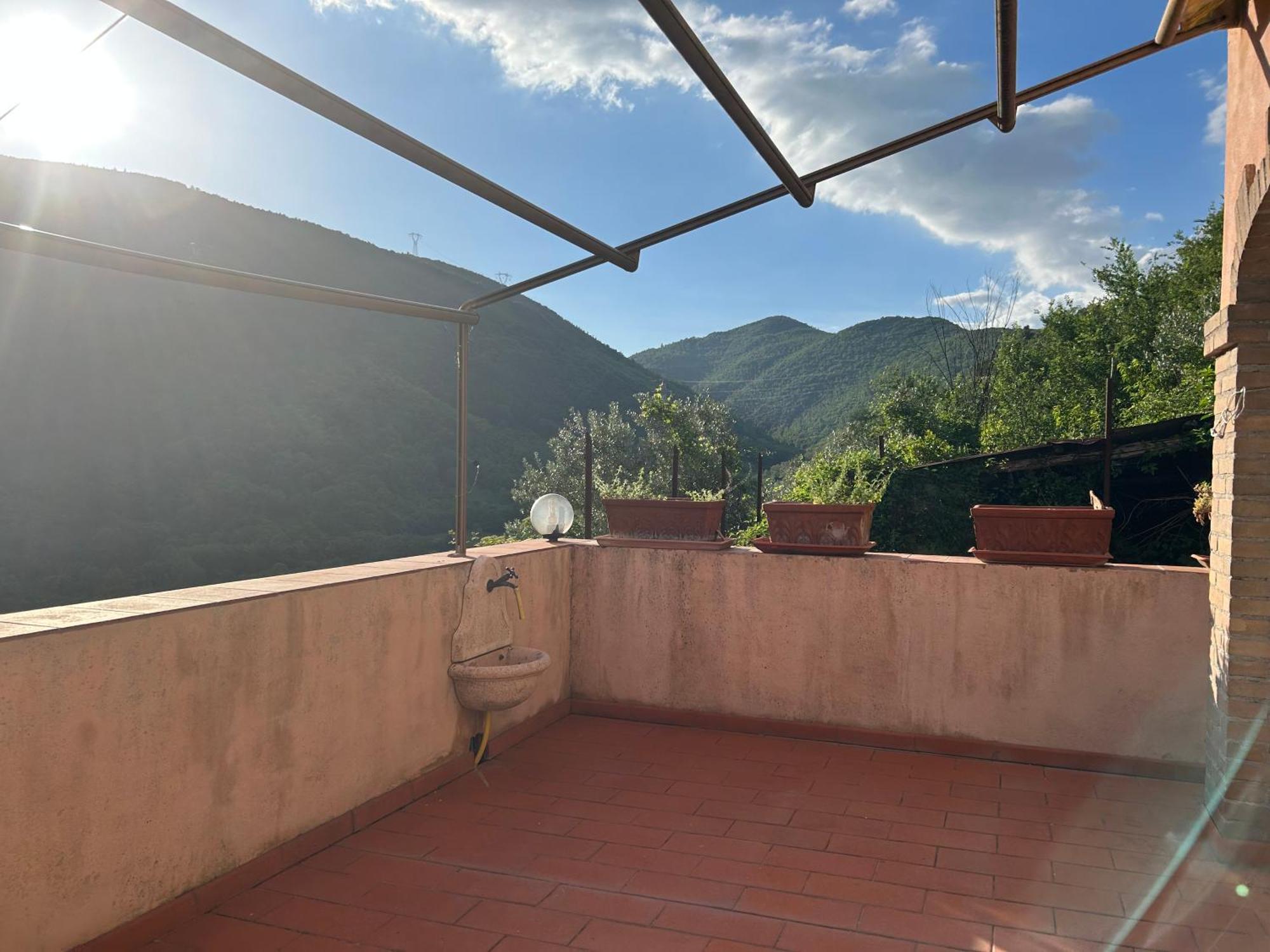 Casa Belvedere A Valle San Martino Di Сполето Экстерьер фото